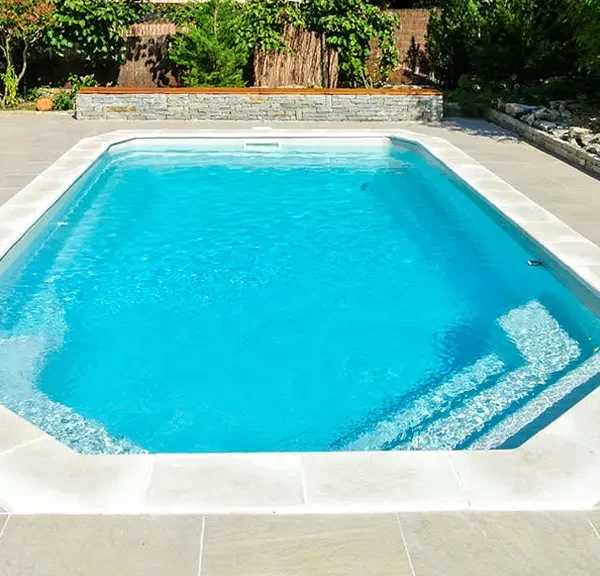 GFK Pool Onyx 7,50 - Schwimmbecken auf der Terrasse